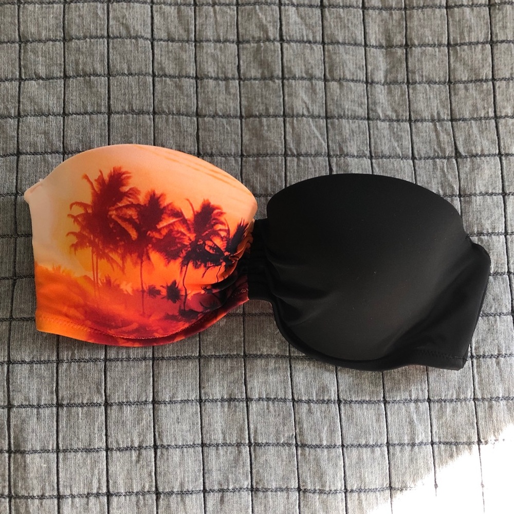 Victoria’s Secret- strapless bikini top